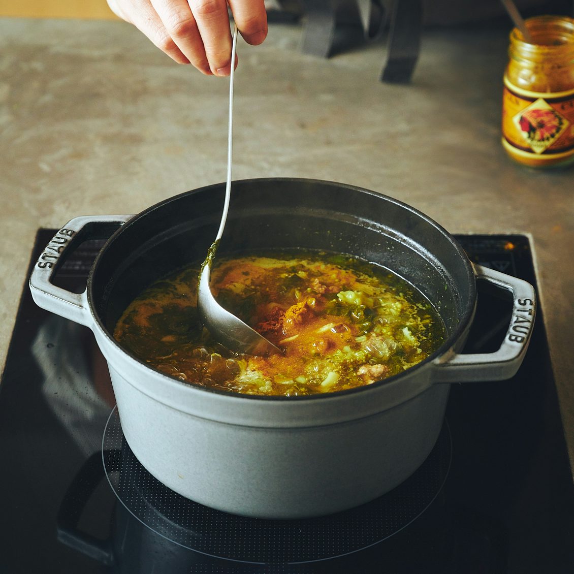 ストックできる冷凍スープ 第3話 一皿で緑野菜をたくさん摂れる やみつきのカレースープ 北欧 暮らしの道具店