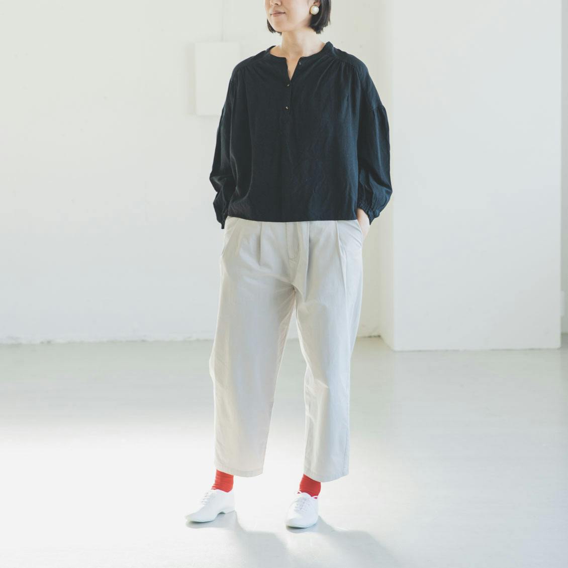 大人の靴下マニュアル 失敗しない 色 柄ソックスの合わせ方 北欧 暮らしの道具店