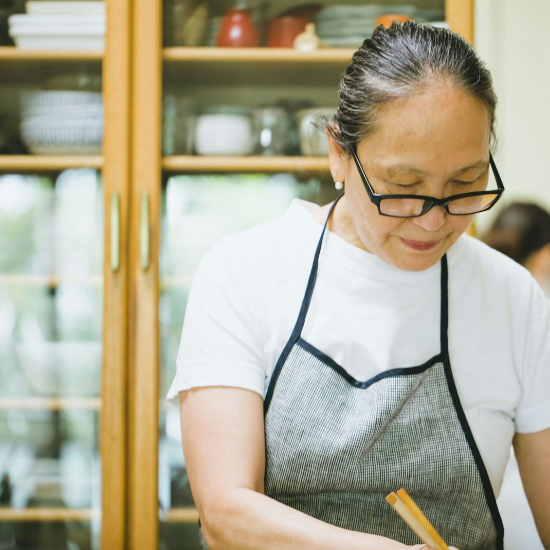 なつかしい洋食 もう下ごしらえを恐れることなかれ ぷりぷりの揚げたて エビフライ のレシピ 北欧 暮らしの道具店