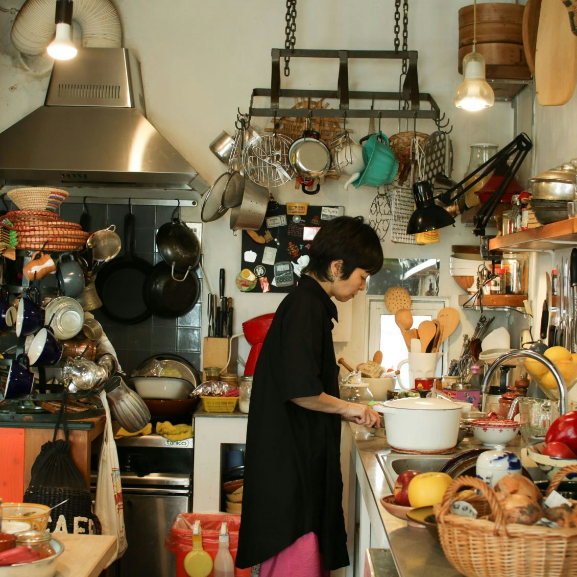 密着 思ったままに進んでみる 世界を旅する料理研究家 口尾麻美さん 北欧 暮らしの道具店 密着 思ったままに進んでみる 世界を旅する料理研究家 口尾麻美さん 北欧 暮らしの道具店