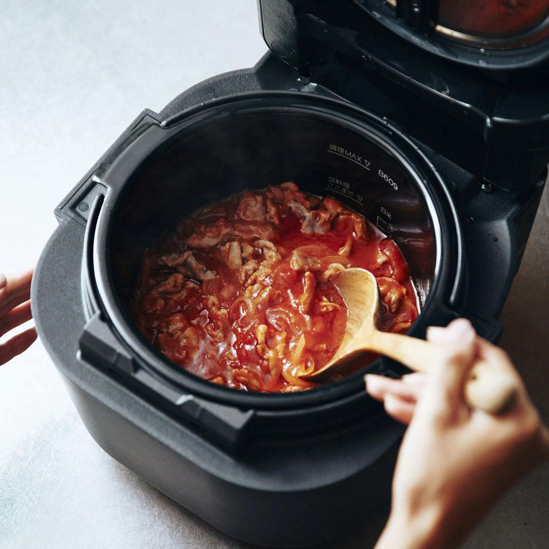 見た目もおしゃれなキッチン家電。日々の料理を助けてくれる「自動調理