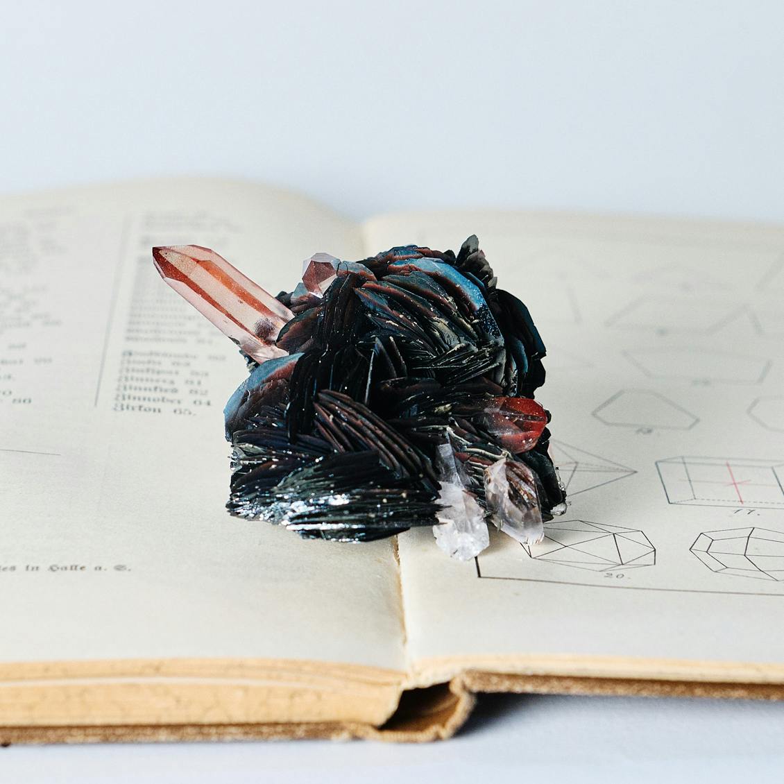 鉱物商店】稀有品 両面の方解石 クリスタル クォーツ 【公式通販】