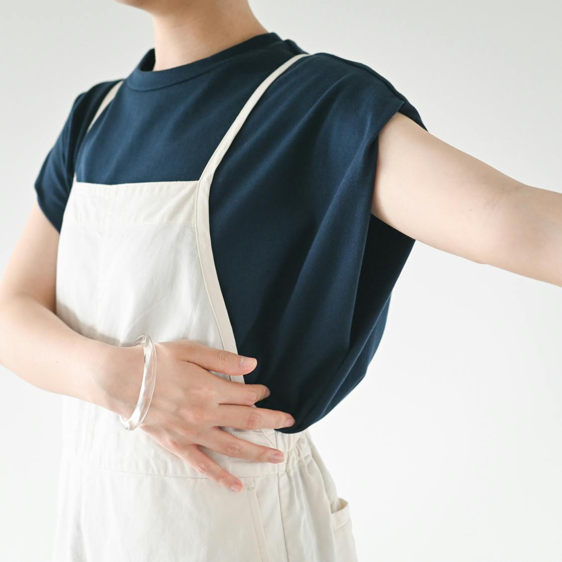 【新品】マノン 北欧、暮らしの道具店 フレンチスリーブカットソー ネイビー manon / マノン / フレンチスリーブカットソー - 北欧、暮らしの