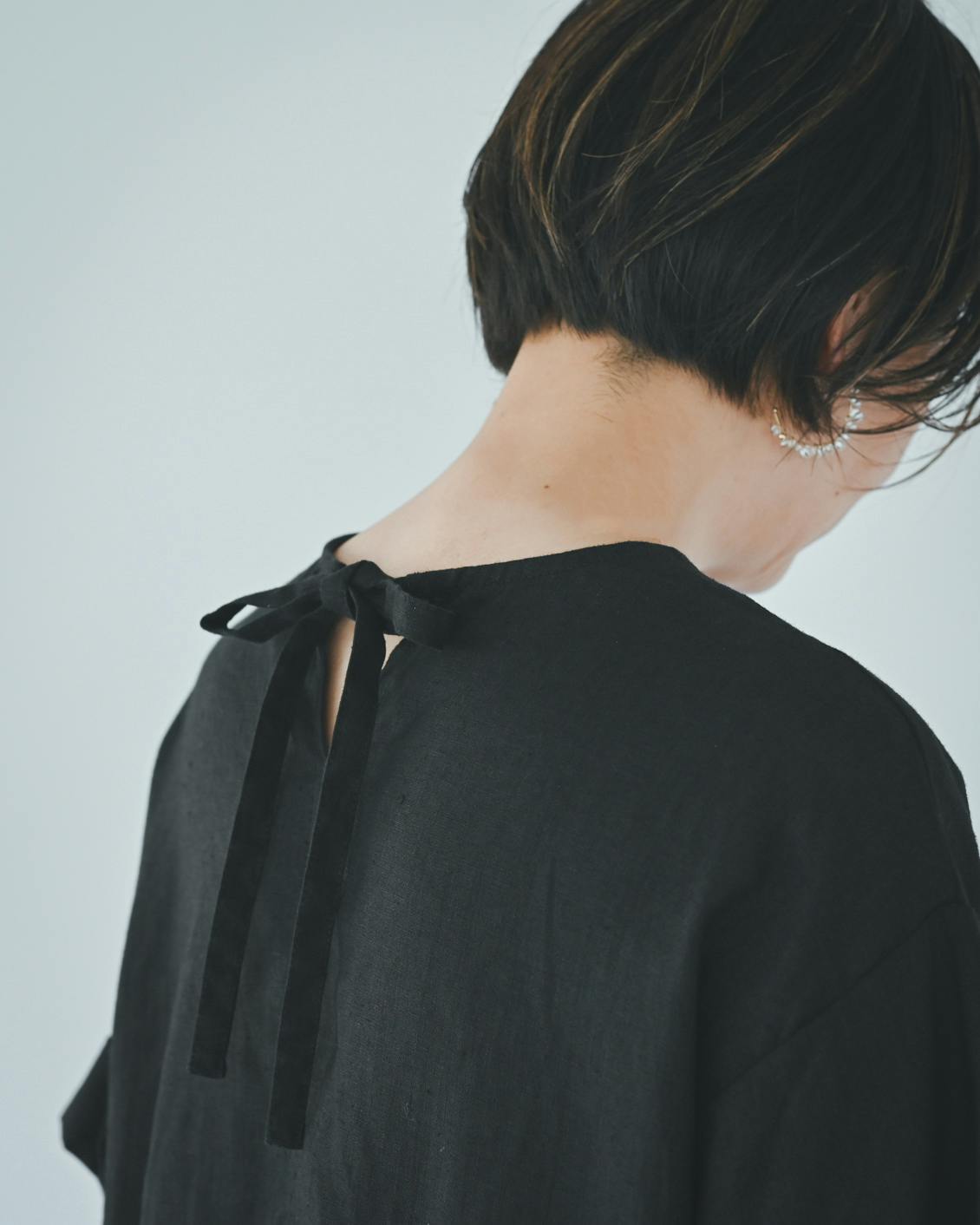 大人の涼やかトップス】1枚でさらりとオシャレ。fog linen workの