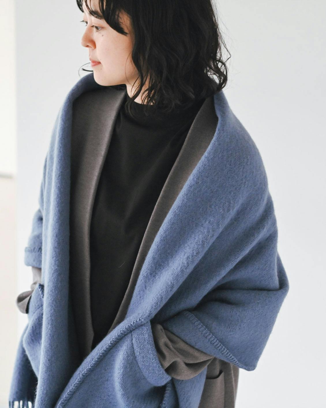 オシャレにあたたかく】冬定番の装いにプラス。ミニマフラーとショール