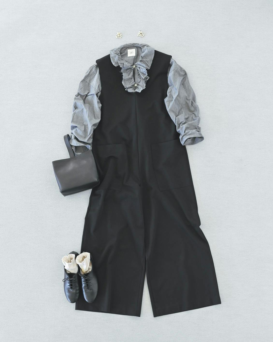 年末年始にたすかる一着】忘年会や帰省にも。動きやすく、きれい見えの