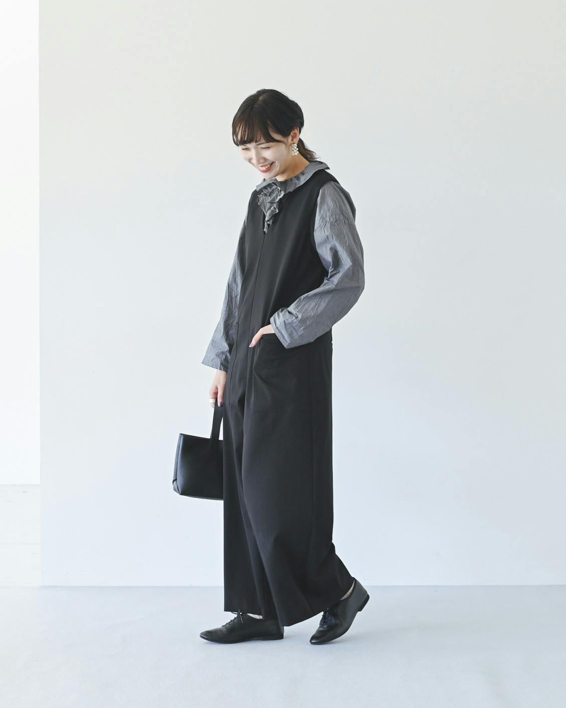 年末年始にたすかる一着】忘年会や帰省にも。動きやすく、きれい見えの