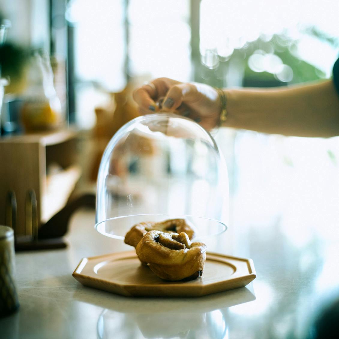 北欧vintage ガラスドーム いつかヴィンテージに】出会いはストックホルムのカフェ。ガラスドーム