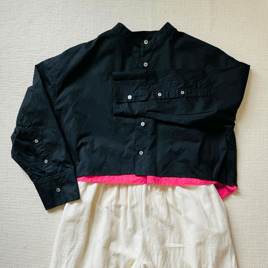 あの人のバッグ】歳を重ねたら「差し色」が楽しい。ガラス作家が選ぶ