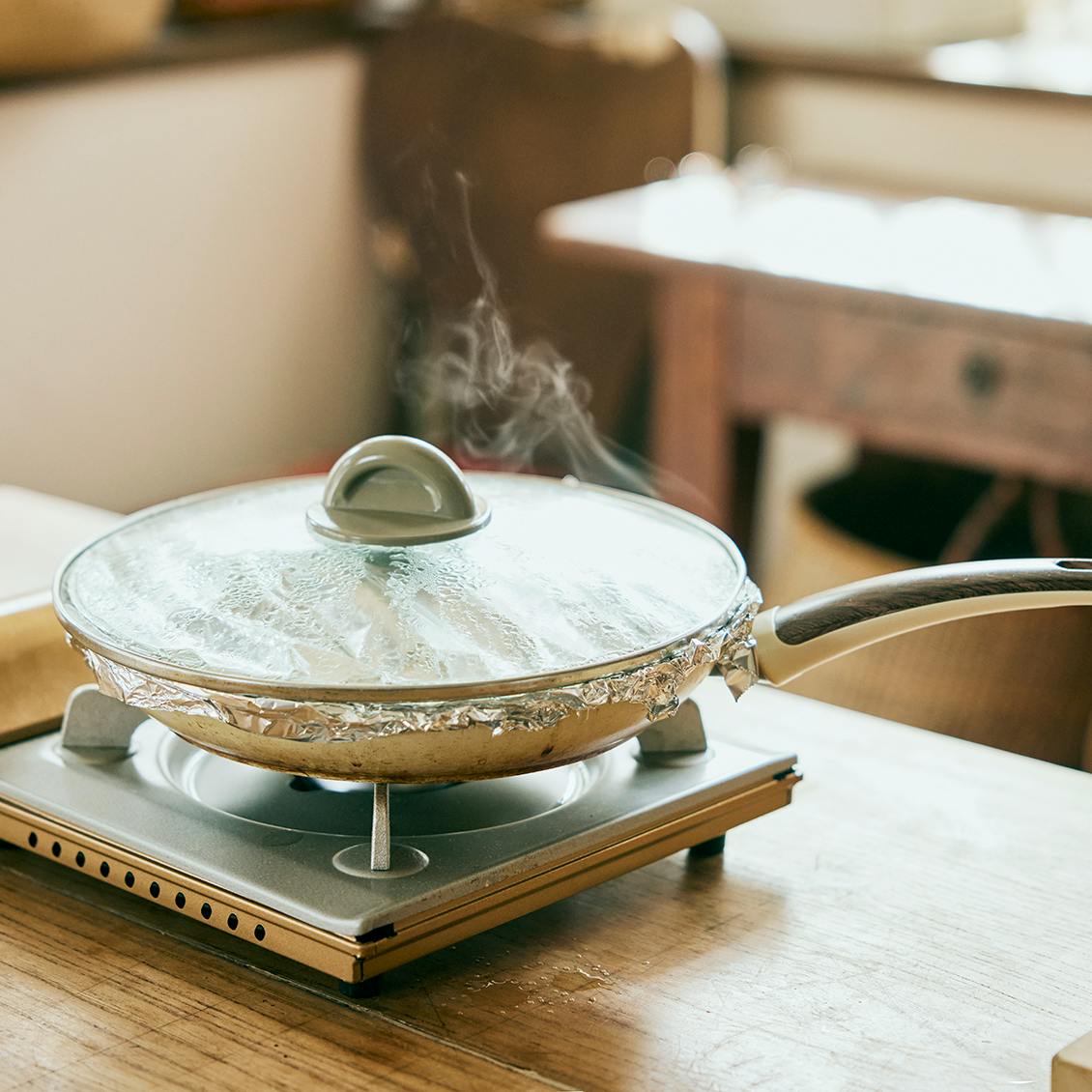 はじめてのスパイスカレー】04：作る工程もワクワク。フライパンで作る