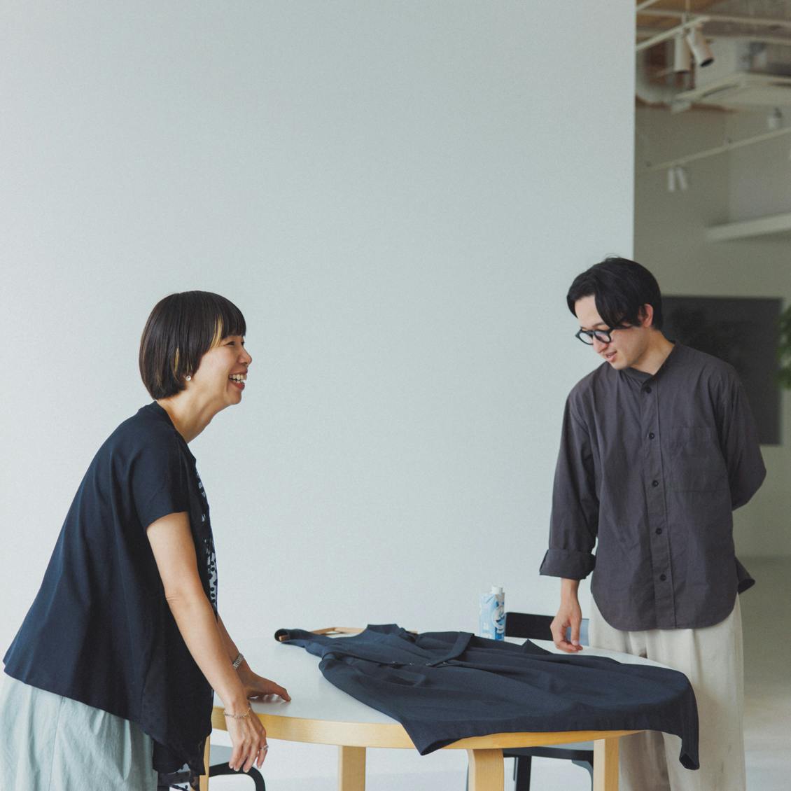 開発秘話】「hopeと名付けた、ジレにもなるワンピース / with